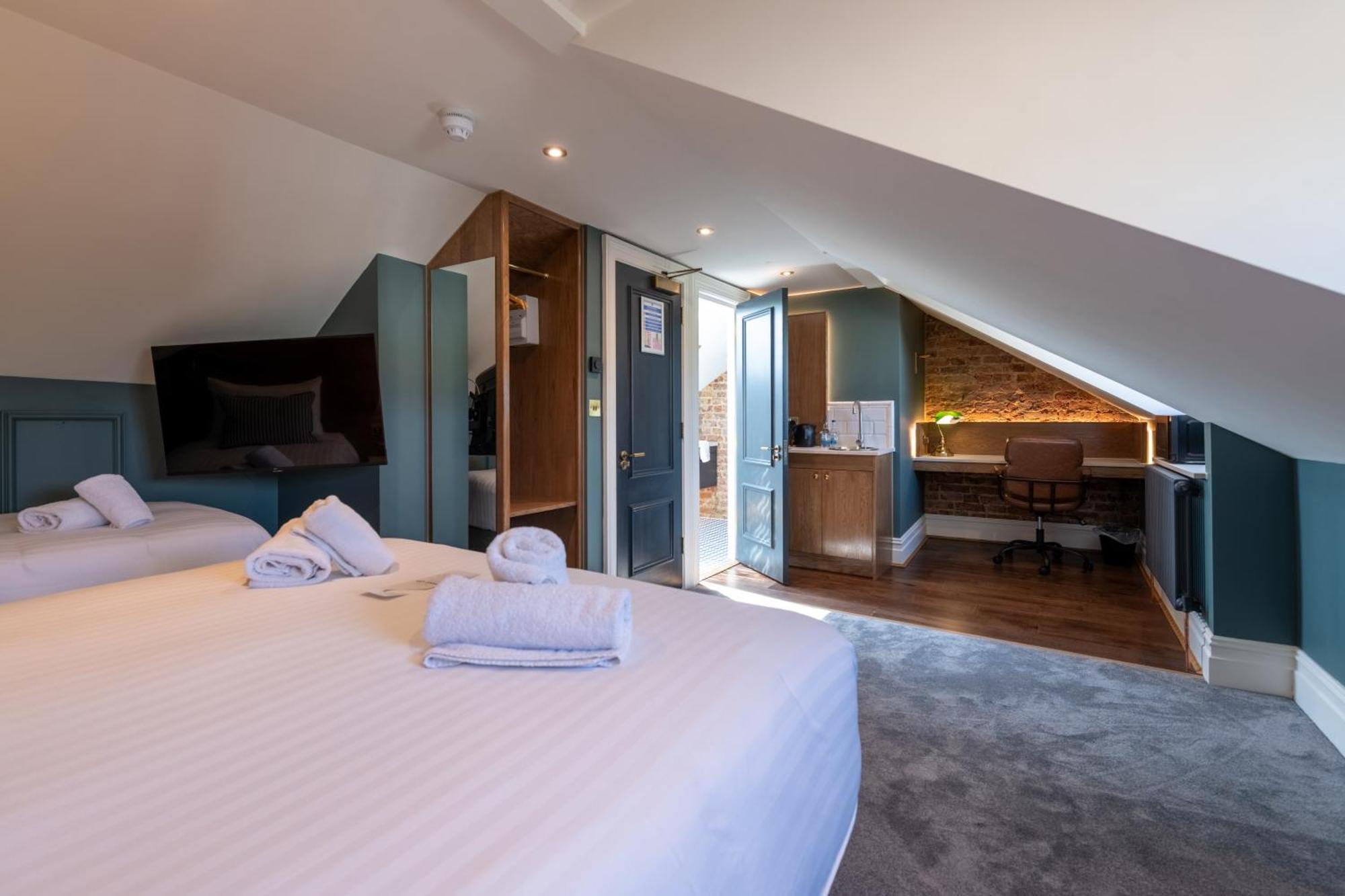 The Crown Pub & Guesthouse 런던 외부 사진