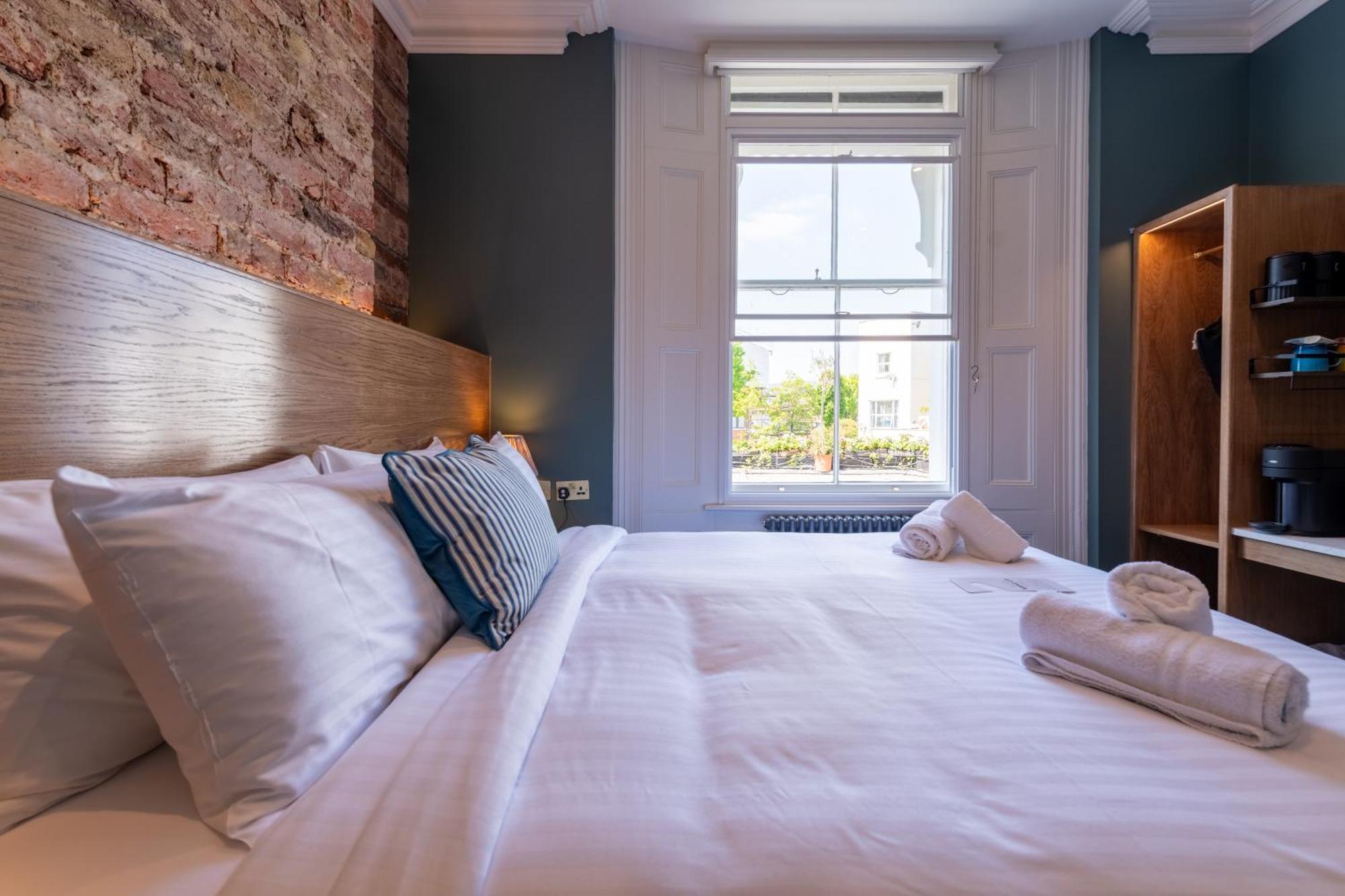 The Crown Pub & Guesthouse 런던 외부 사진
