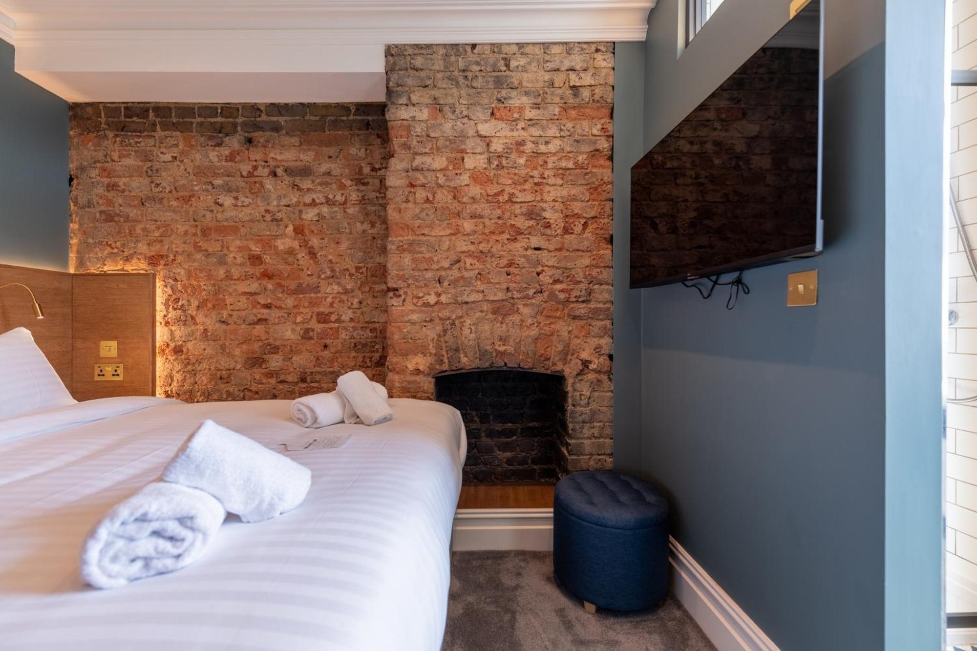 The Crown Pub & Guesthouse 런던 외부 사진