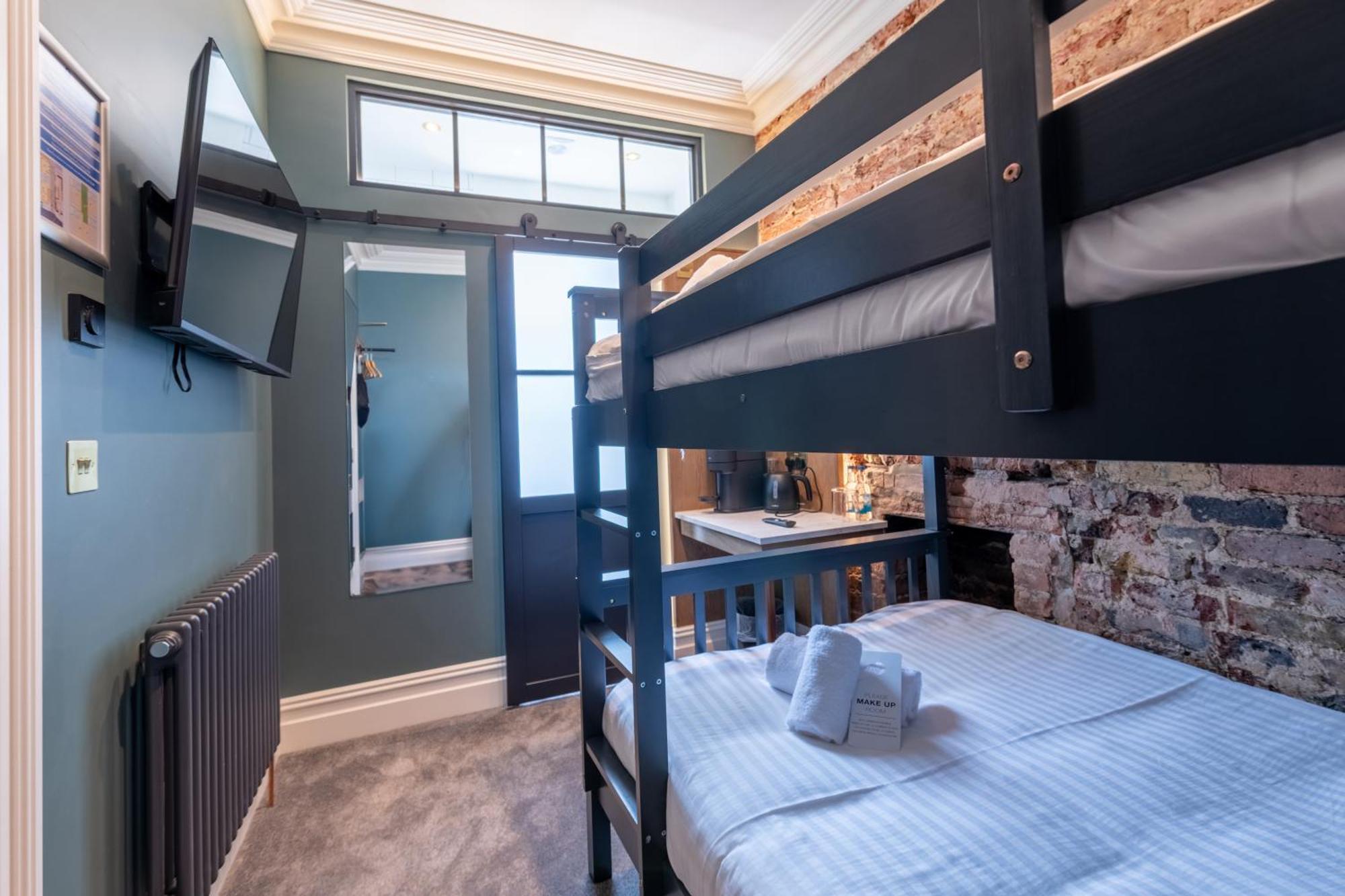 The Crown Pub & Guesthouse 런던 외부 사진